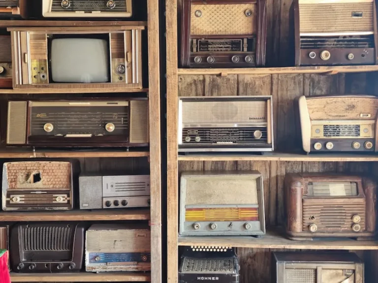 Antique Collecting Guide for Beginners