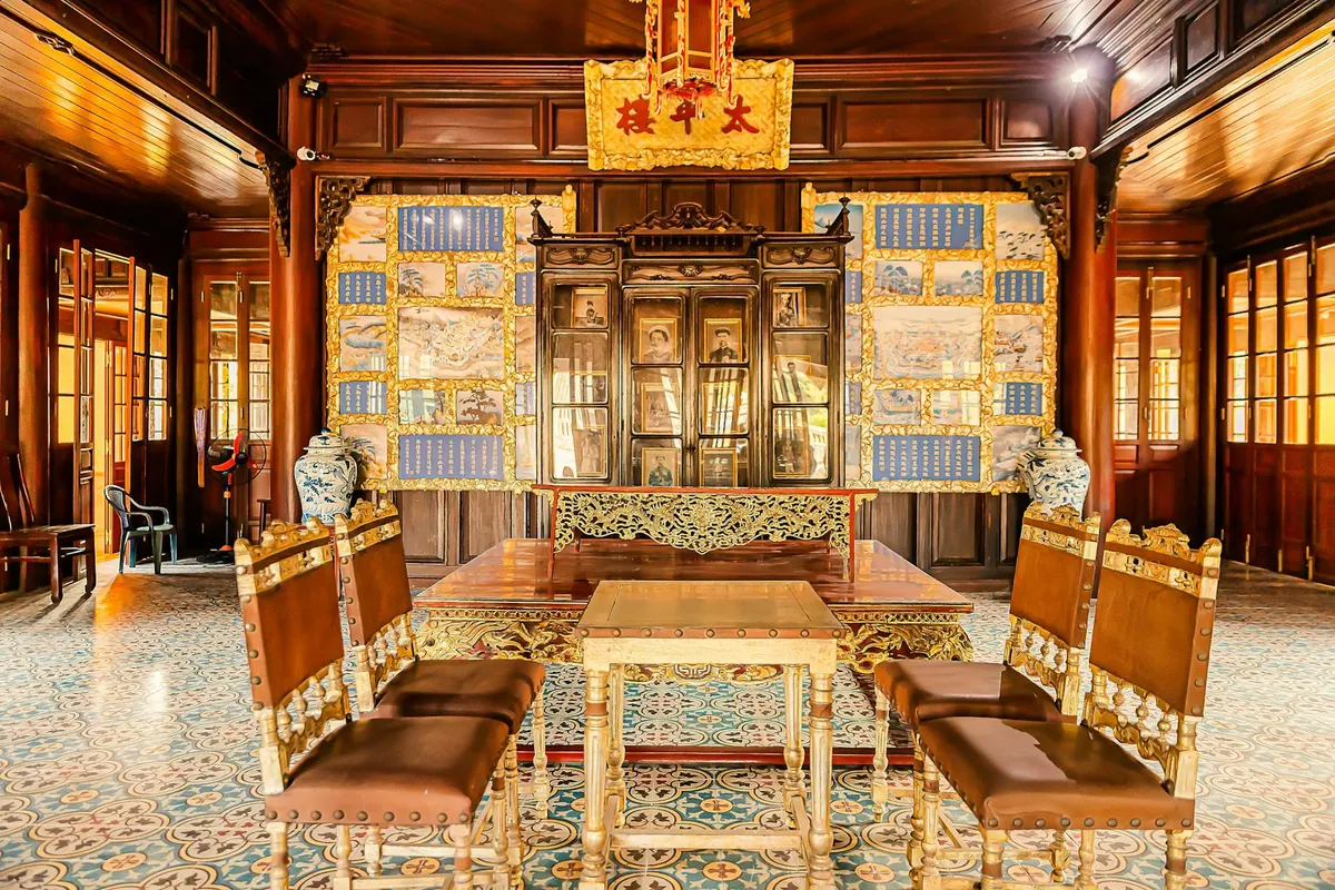 A piece of 18th-century English furniture