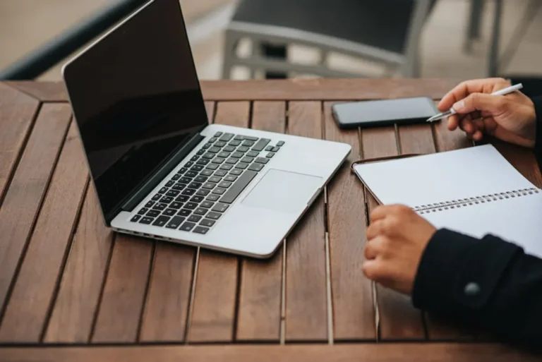 How independent publishers Can Turn fontmirror.com Research Into Better Content