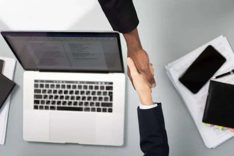 truecrawns.com and the Rise of Highly Specific Search Queries: For Community-Led Sites