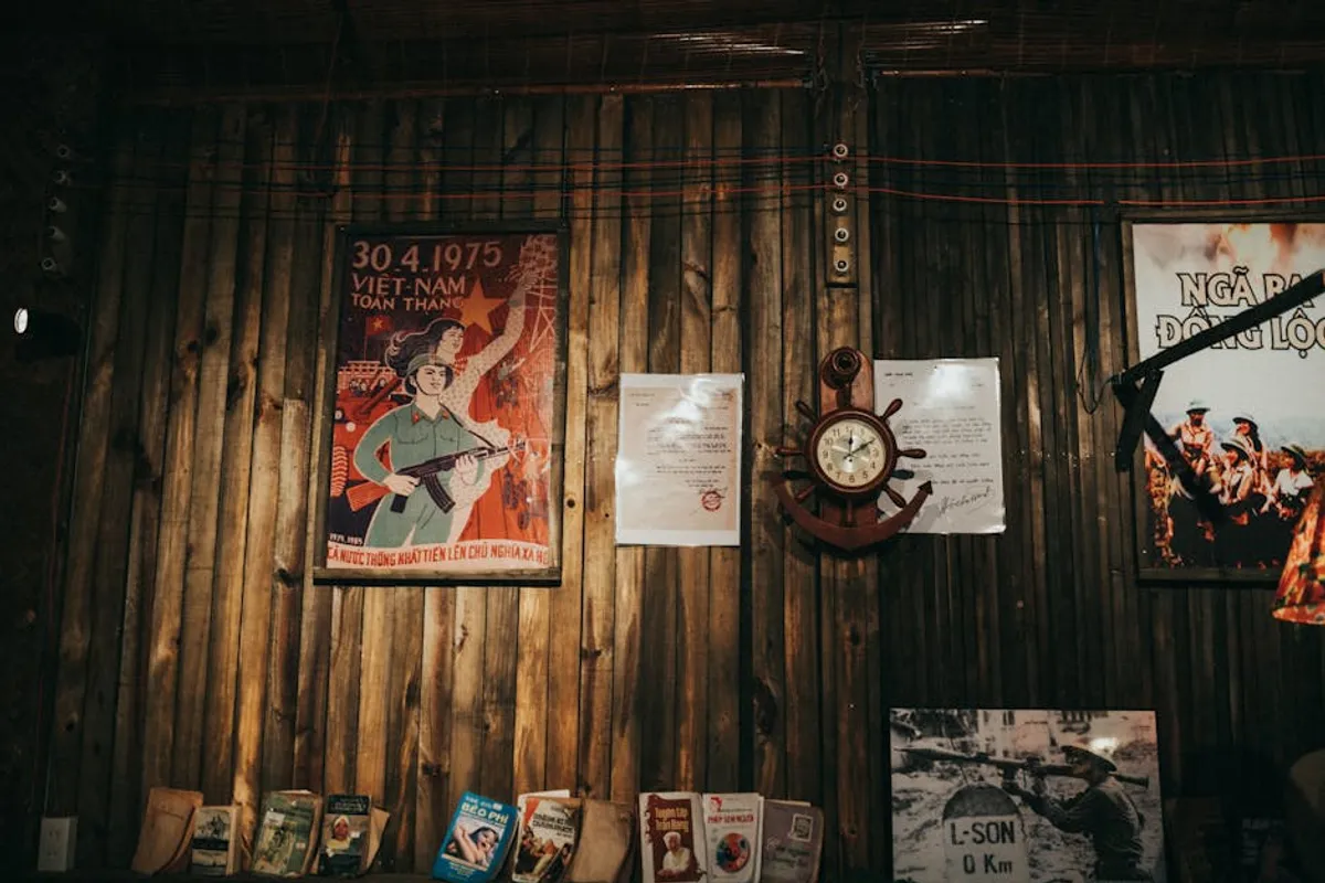Vintage Posters: Beginner Guide