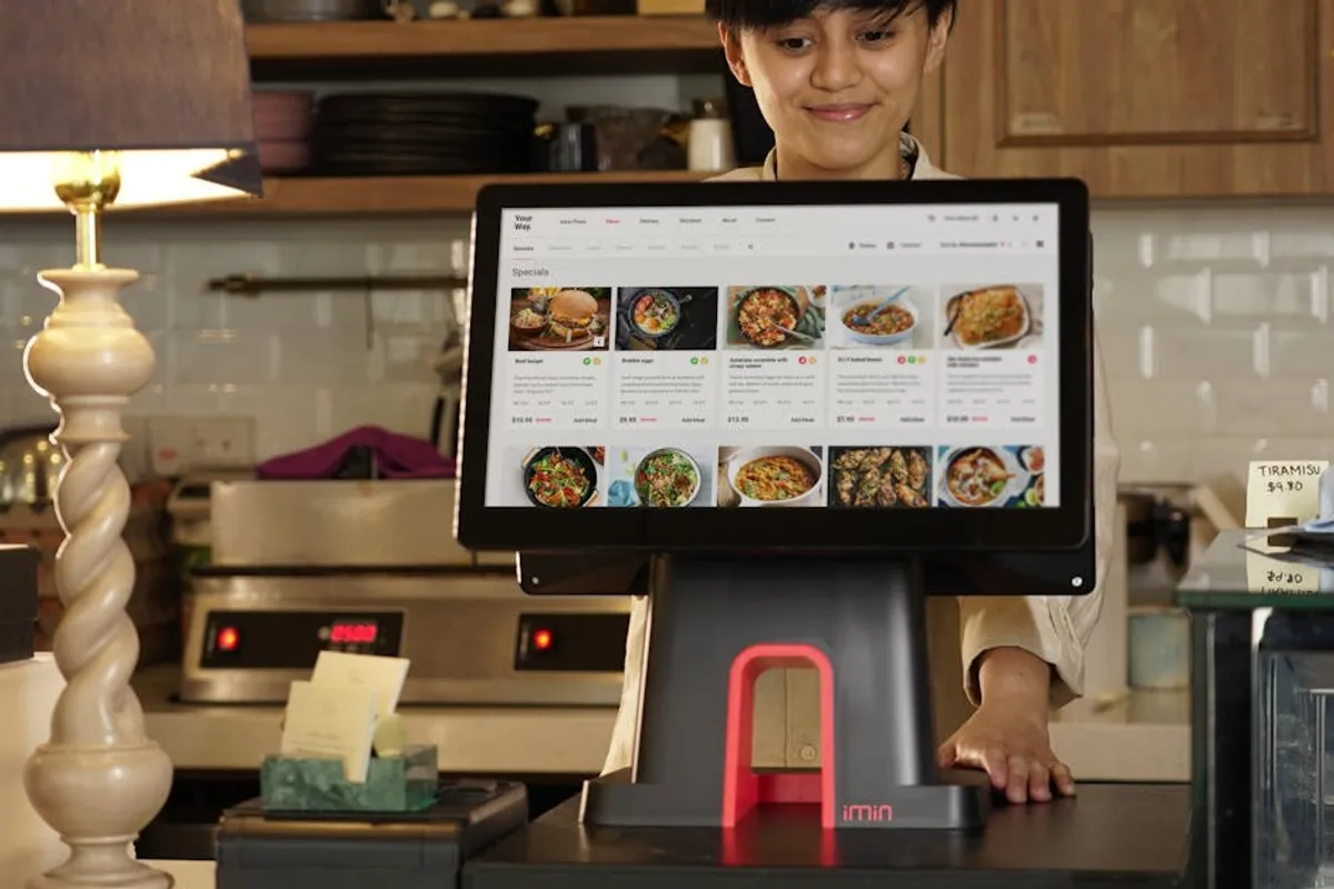 What cookape.com Shows About How People Discover Niche Sites Online: The Inoantiqpressa Angle